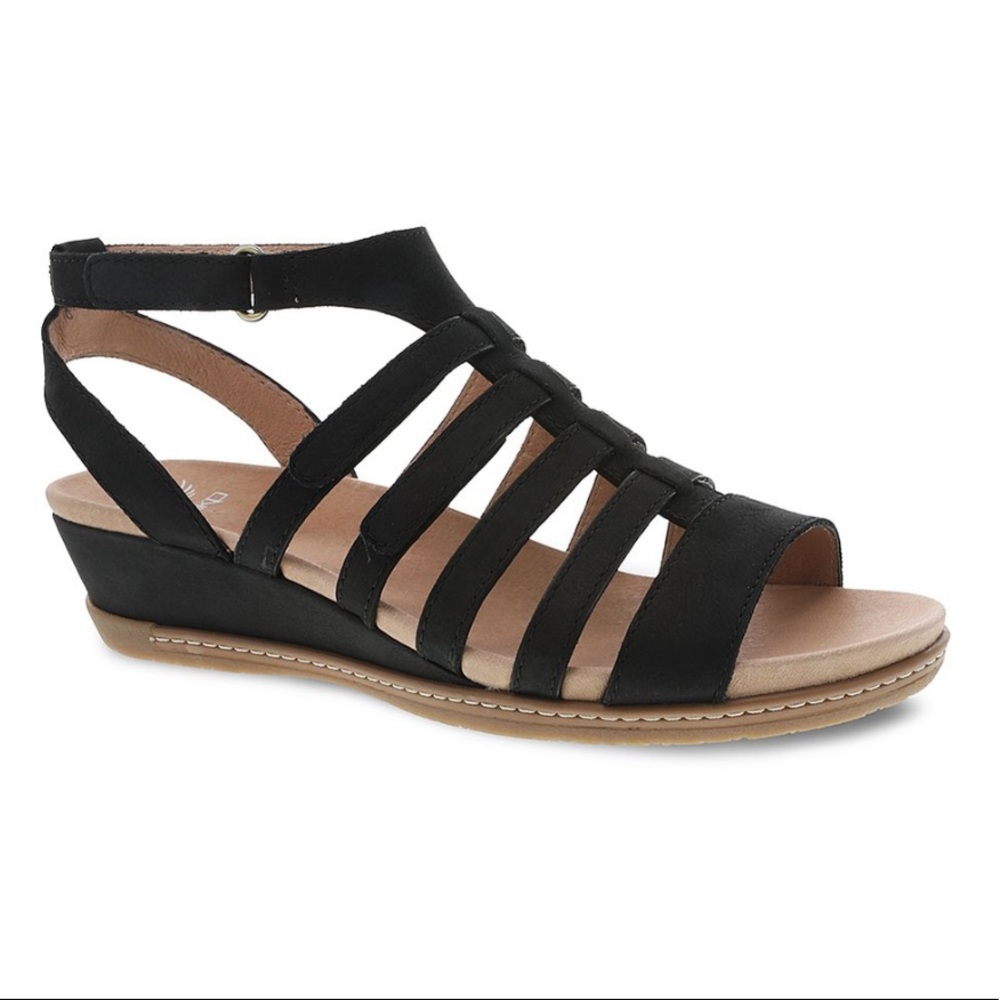 Dansko Black sandals size 8 (39eu)